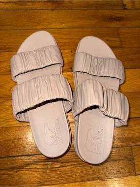 Sorel Women's Double Ruched Strap Slide Sandals in Pale Pink